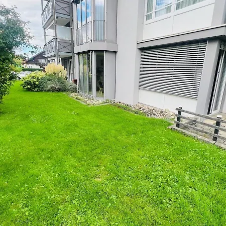 Modern 3br