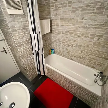 Διαμέρισμα Modern 3br *