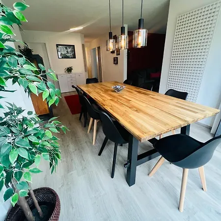 شقة Modern 3br *