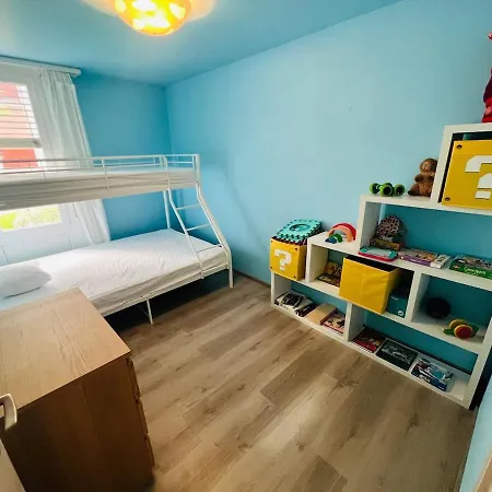 Modern 3br *